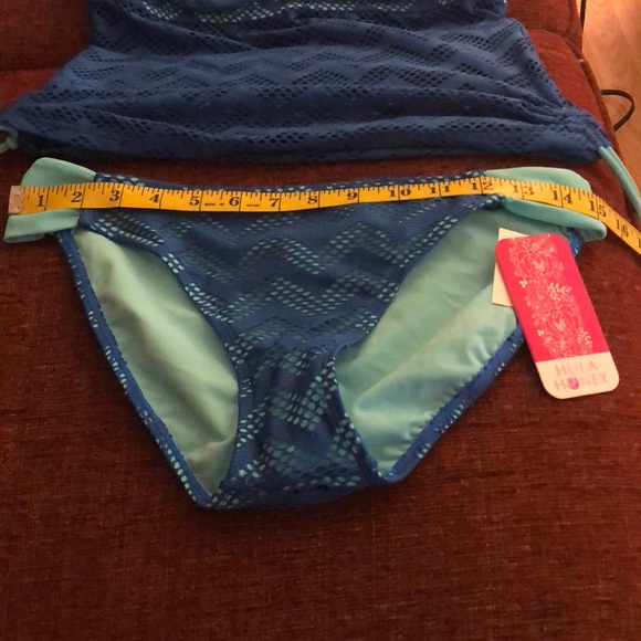 2 Piece bathing suite - Picture 8 of 8